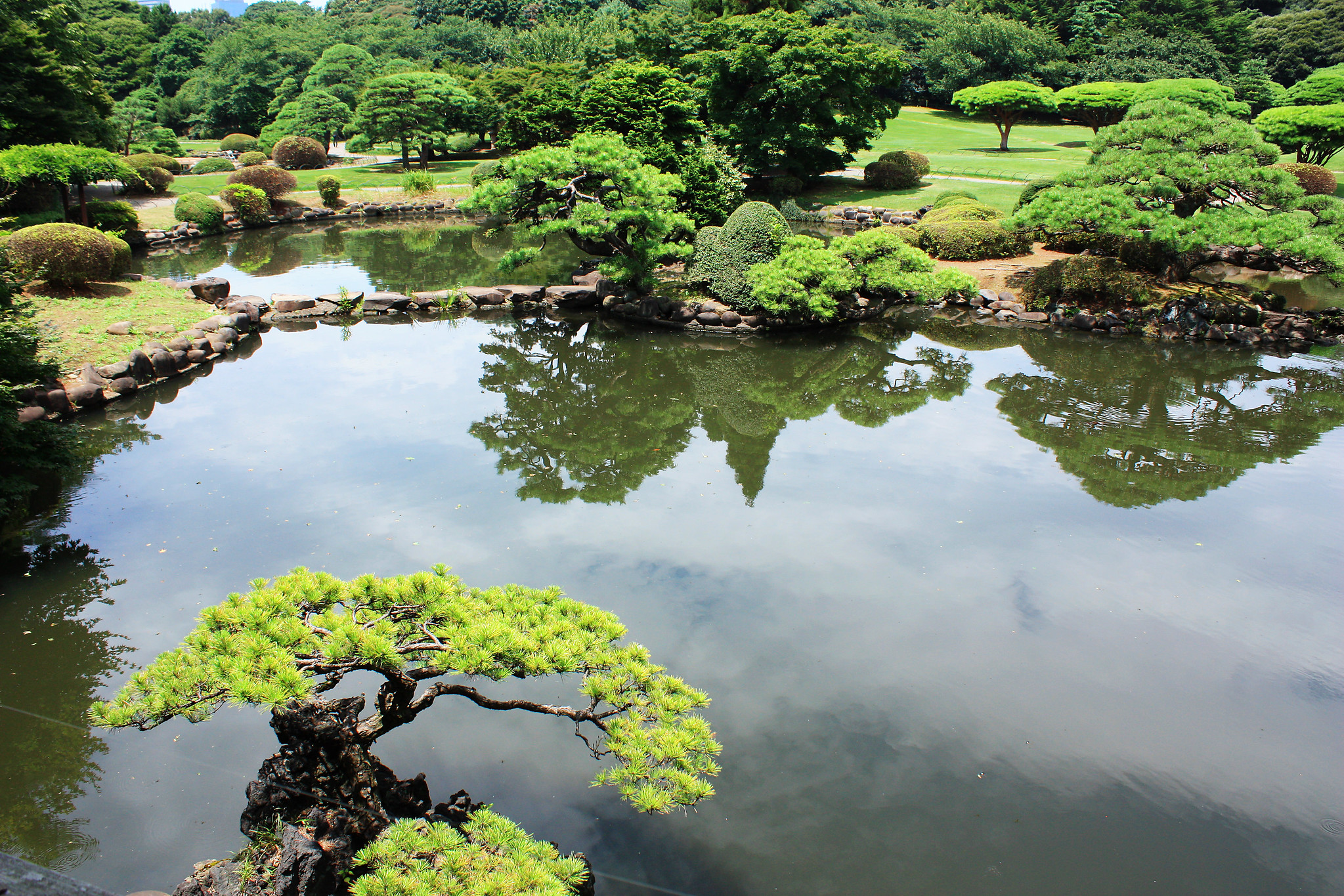 Shinjuku Gyoen National Garden