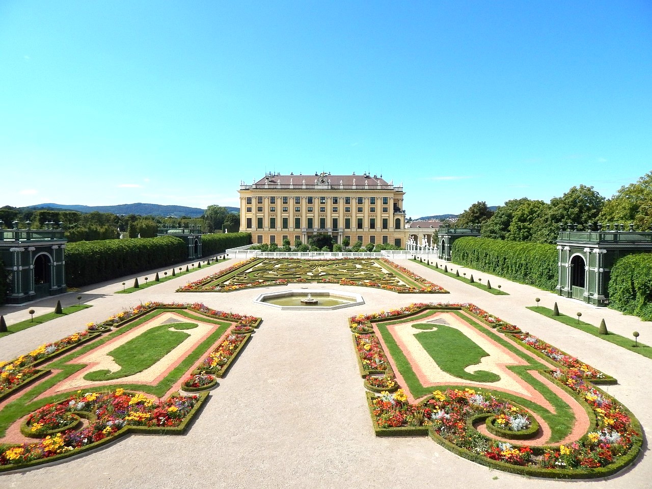 Discover the Grandeur of Schönbrunn Palace in Vienna