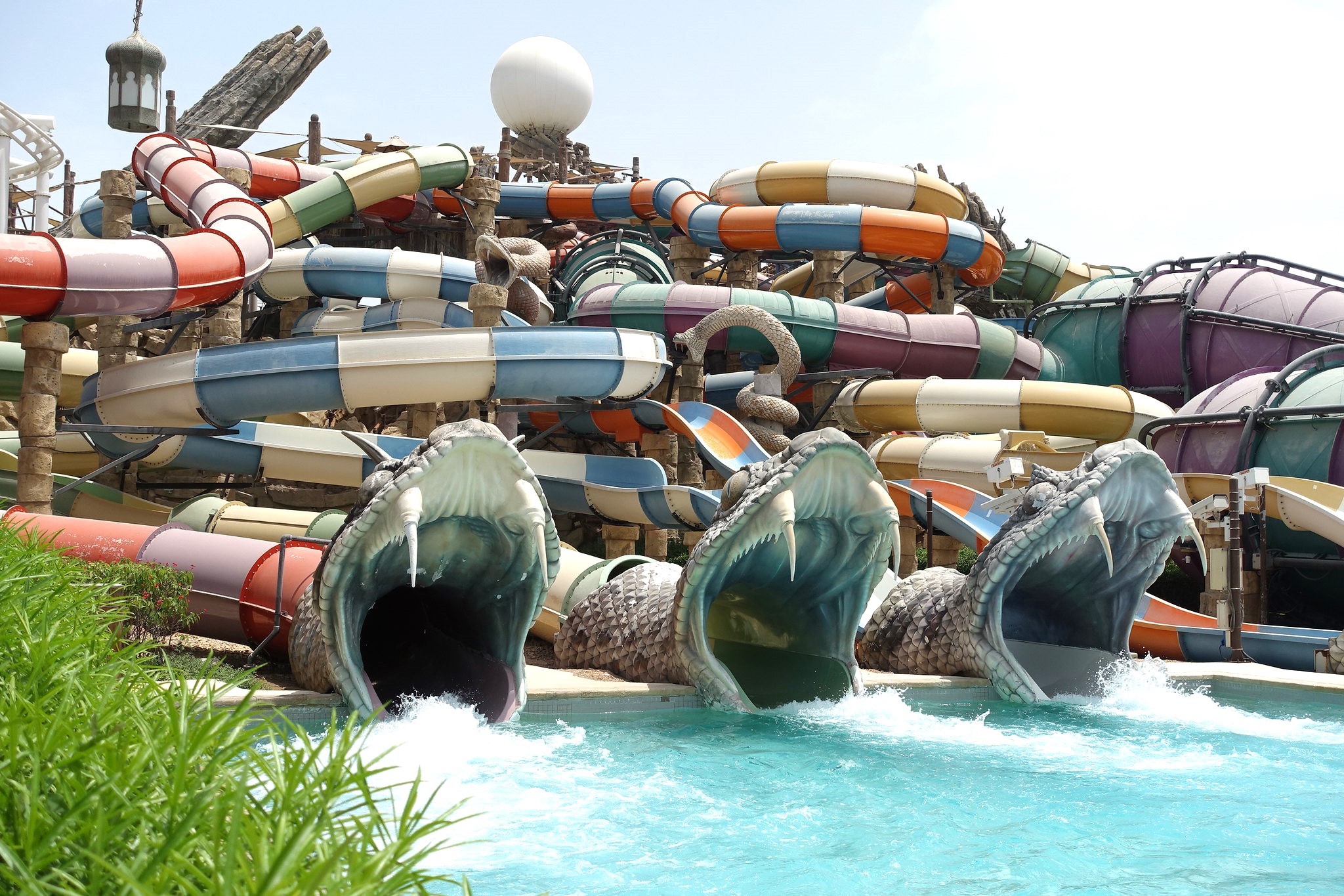 Yas Waterworld: An Oasis of Fun in the Desert