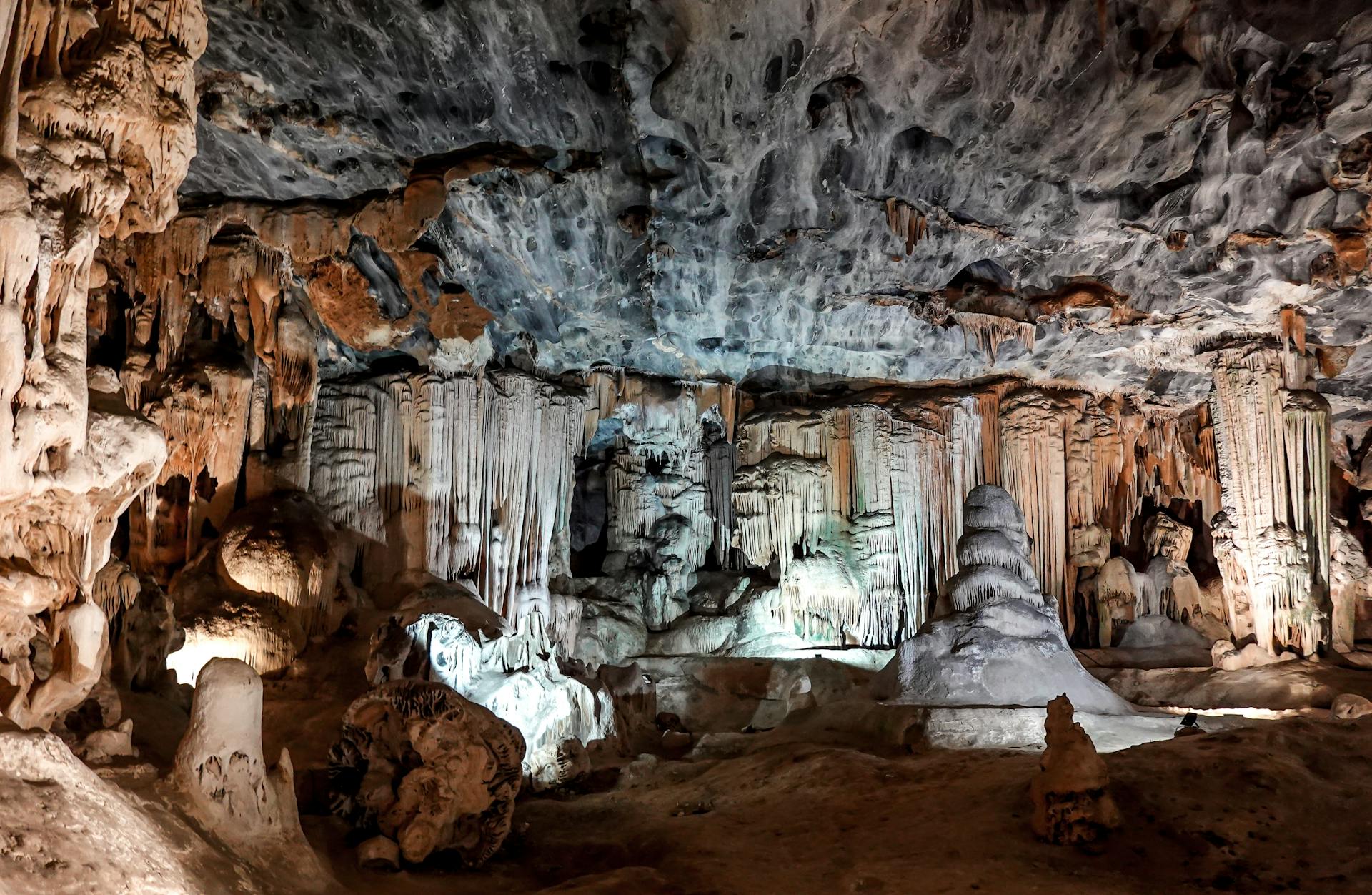 Cango Caves: South Africa’s Subterranean Wonder