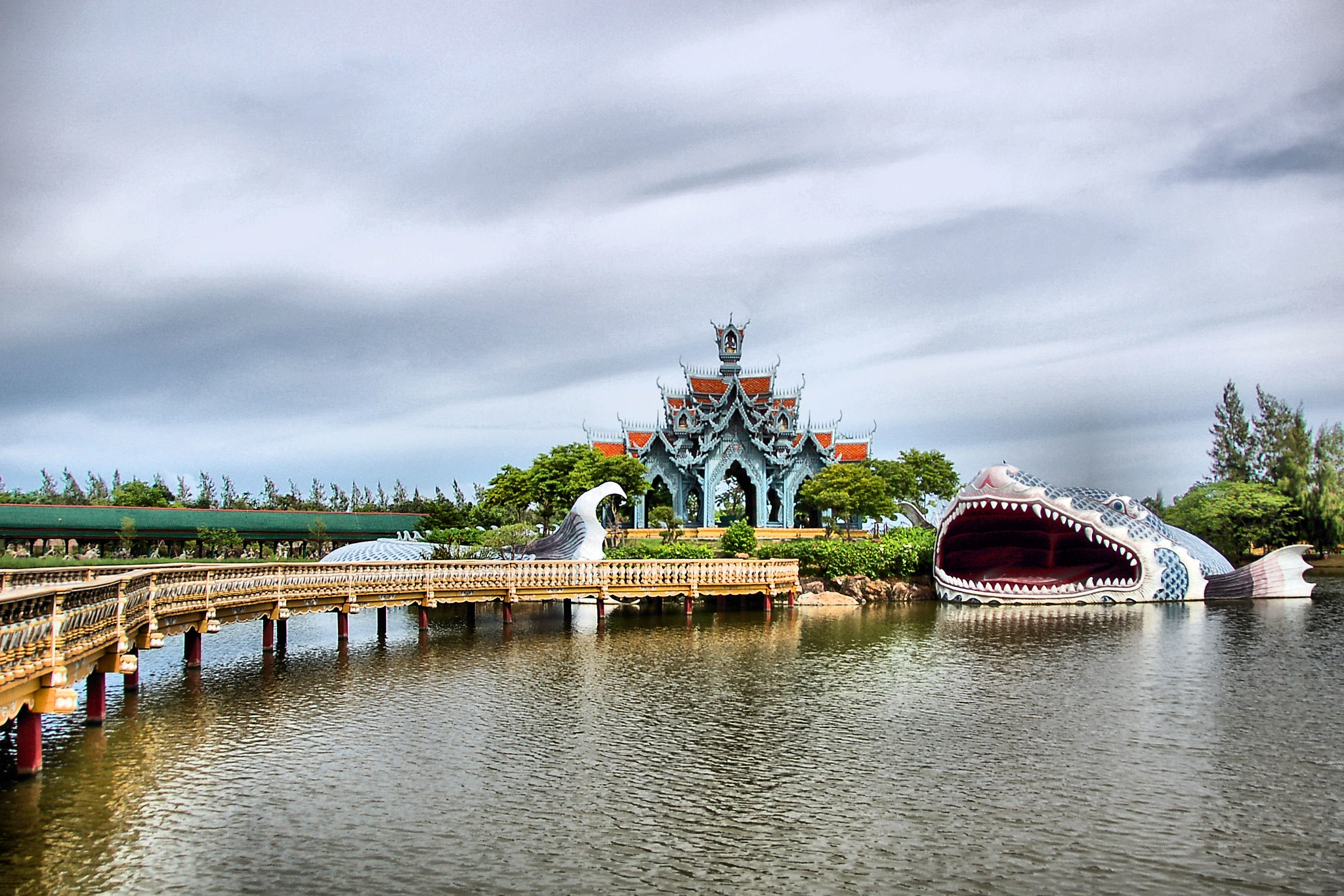 Sumeru Mountain Palace: A Mythical Landmark in Bangkok