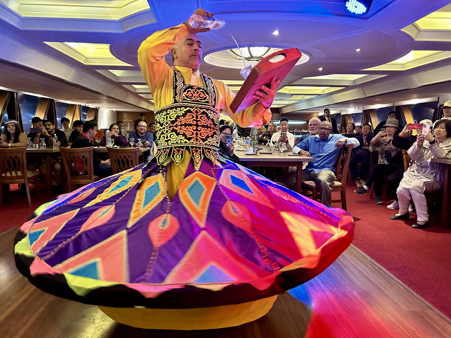 Nile Crystal Cruise With Dinner and Show