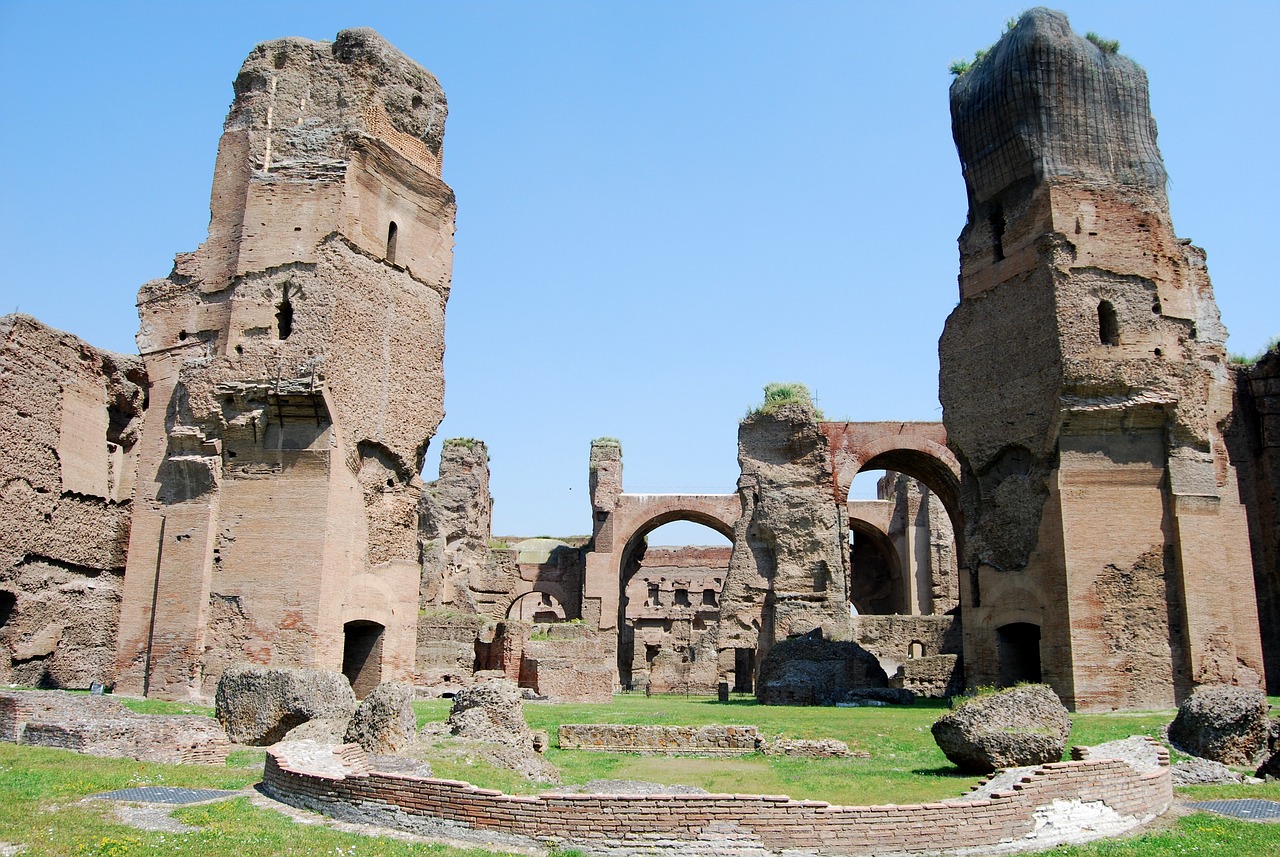 Group Tour of the Baths of Caracalla