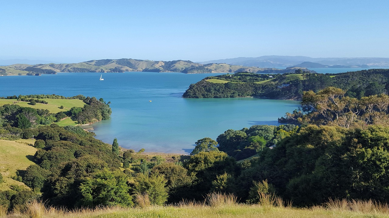Waiheke Island 2-Day Sea Kayak Tour