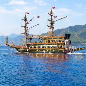 Antalya Pirate Boat Tour with Lunch and Roundtrip Transfer