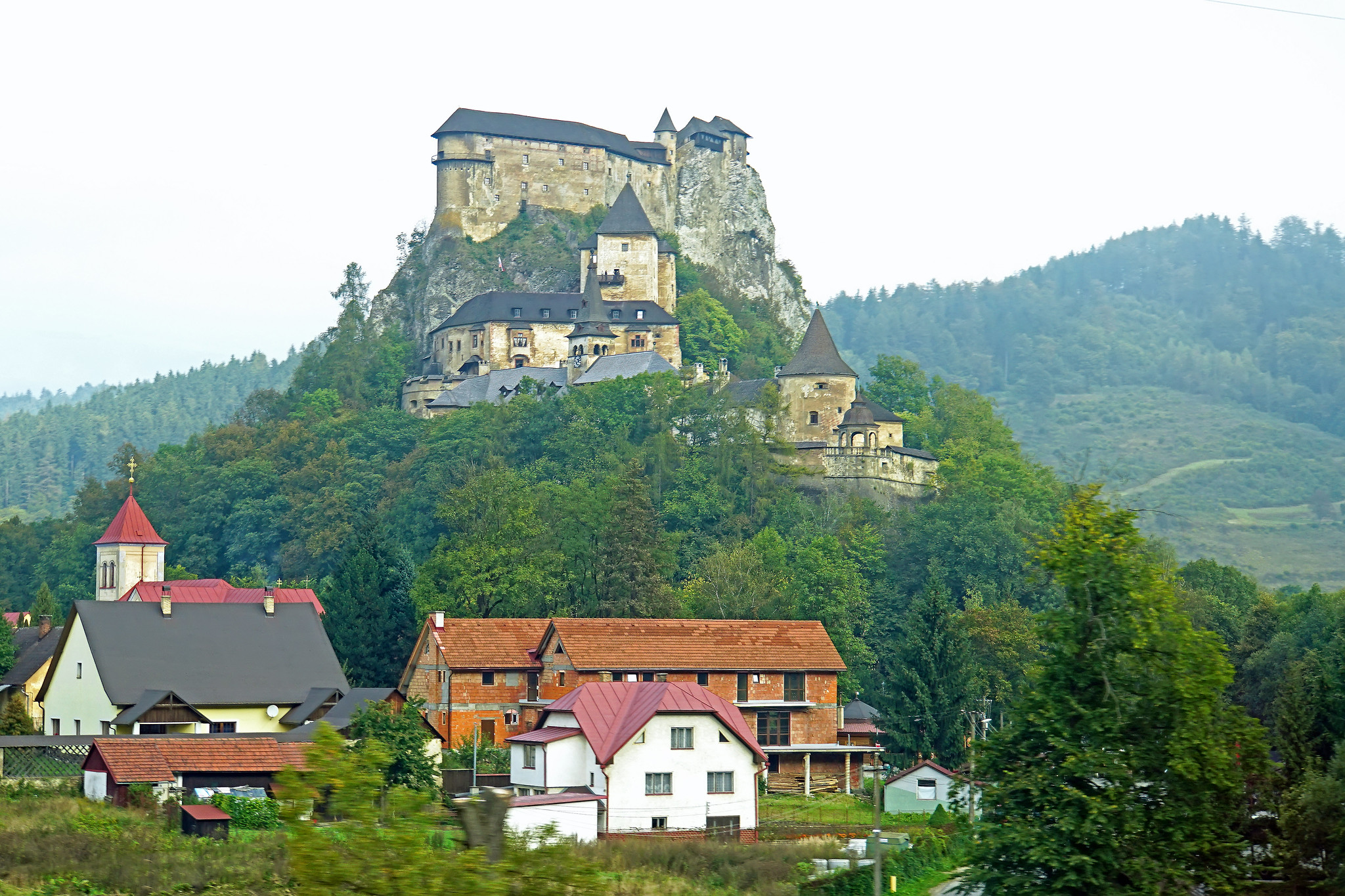 Orava Castle: Where History Whispers from the Slovak Cliffs
