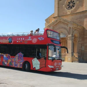 Hop-On Hop-Off Gozo Bus Tour and Comino Sea Caves
