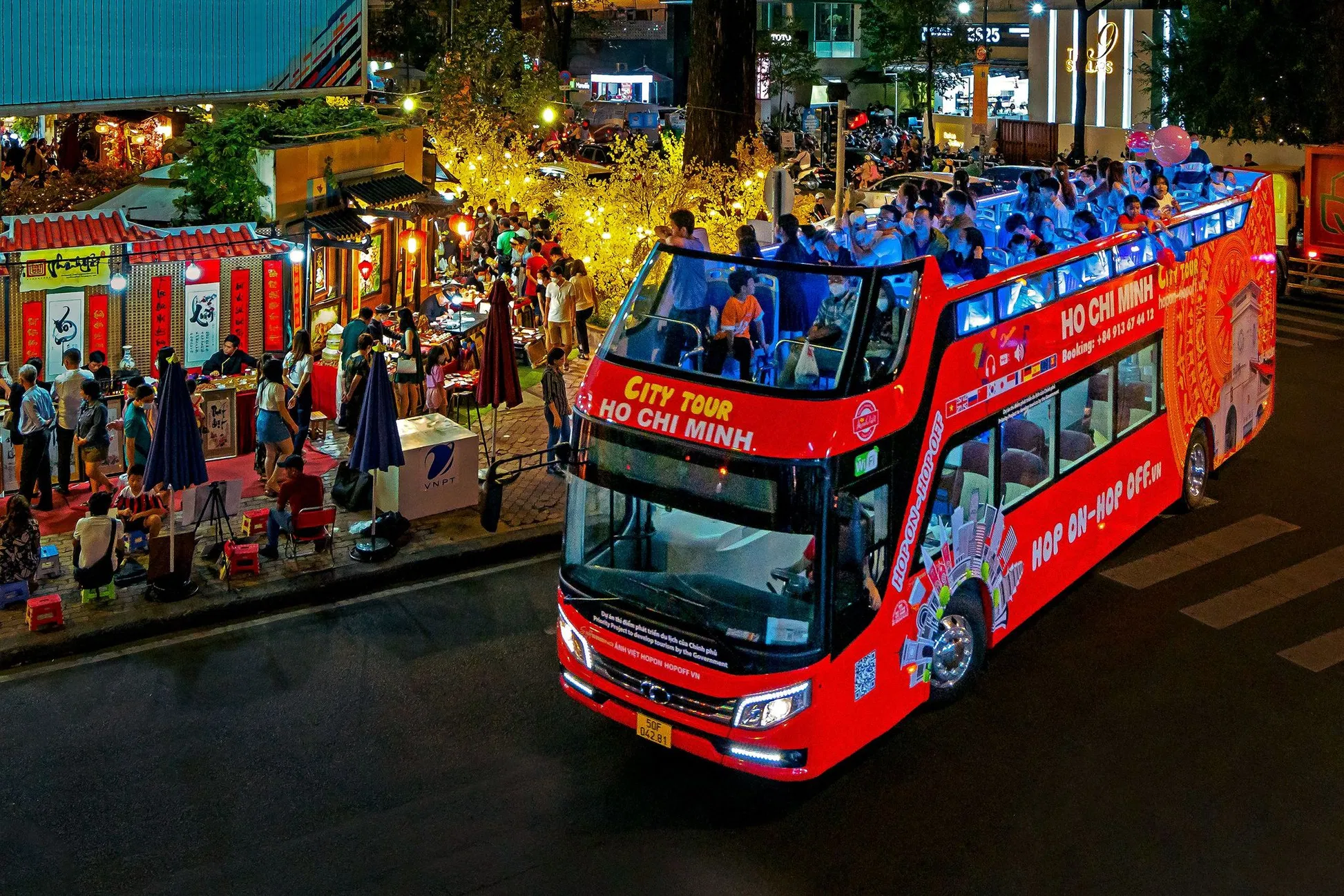 1 Round Ho Chi Minh City Open-Top Bus Tour