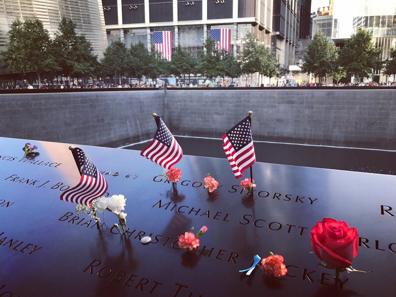 9/11 Memorial, Wall Street & Seaport Guided Tour
