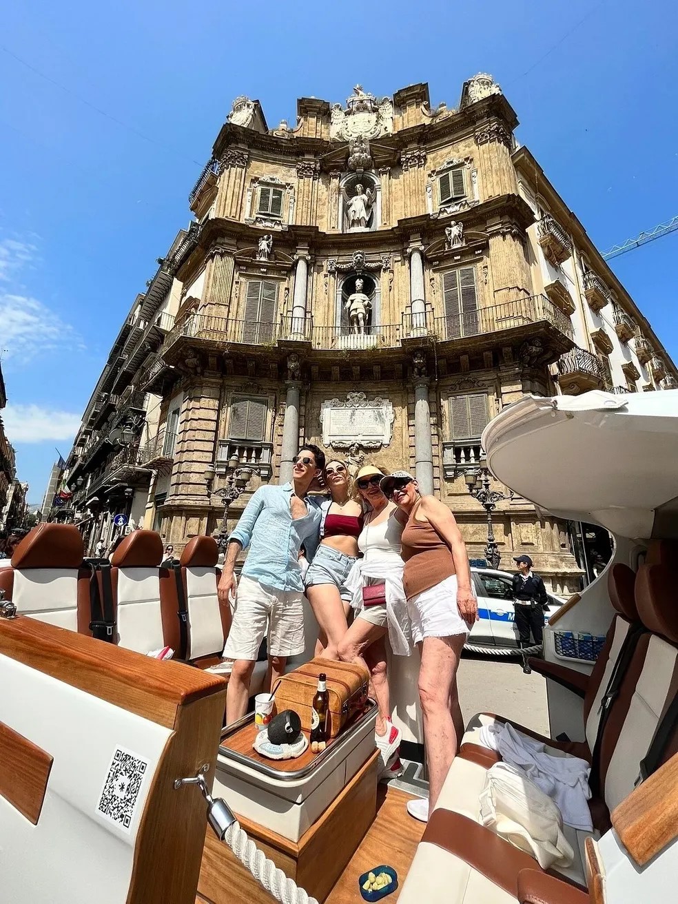 Grand Palermo Sightseeing Tour in CruiserCar