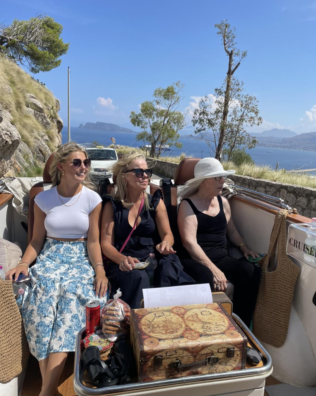 Private Palermo CruiserCar Tour to Mount Pellegrino