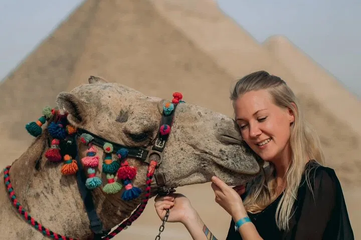 Half Day Giza Pyramids and Great Sphinx Private Tour