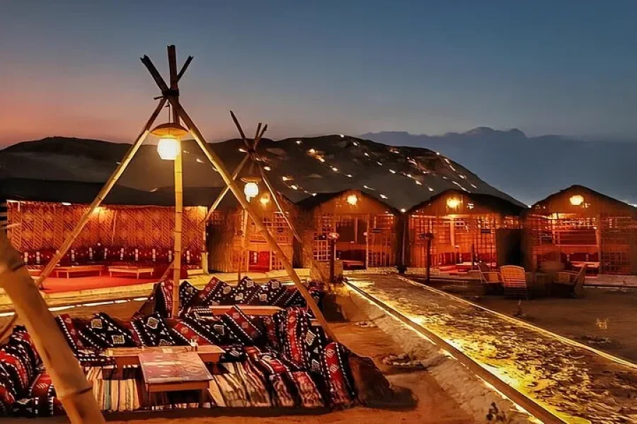 Cairo VIP Bedouin Dinner, Live Show & Photographer