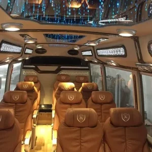 Luxury Limousine From Hanoi City to Sapa Downtown