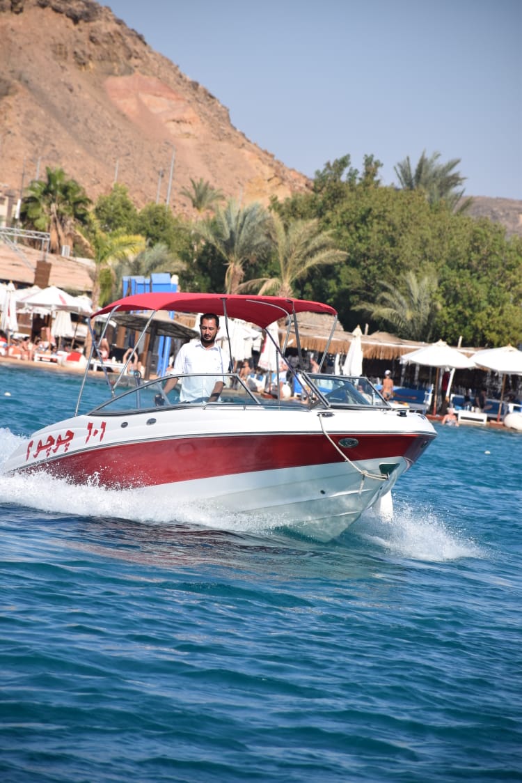 Private Speed Boat To Tiran island (2 Hours)