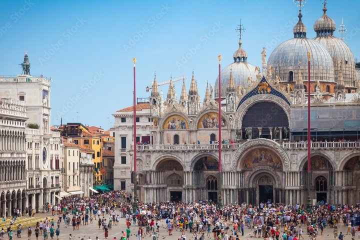 Venice’s Treasures: Private Guided Tour