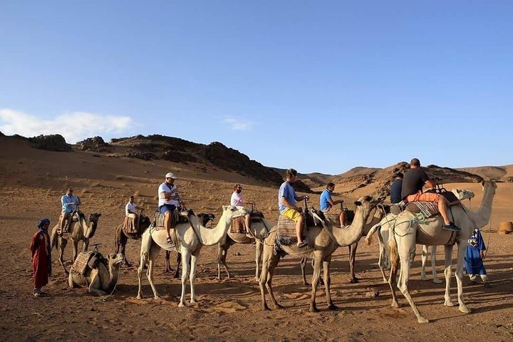 2-Day Zagora Tour from Marrakech Including the Atlas Mountains, Camel Trek and Desert Camp