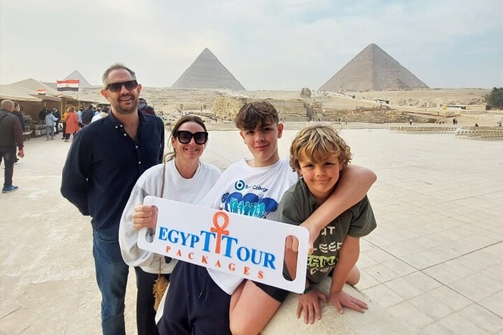 Discover Cairo on a 2 Day Private Car Tour