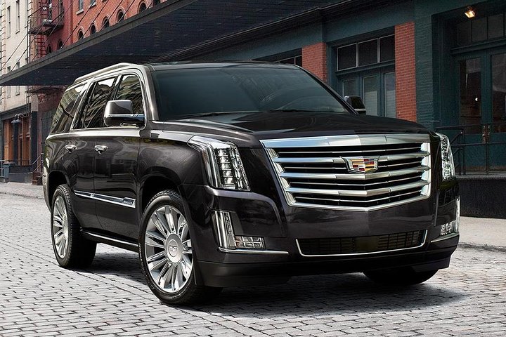 Chicago Airport Transfer: Chicago to O’Hare Airport ORD in Luxury SUV