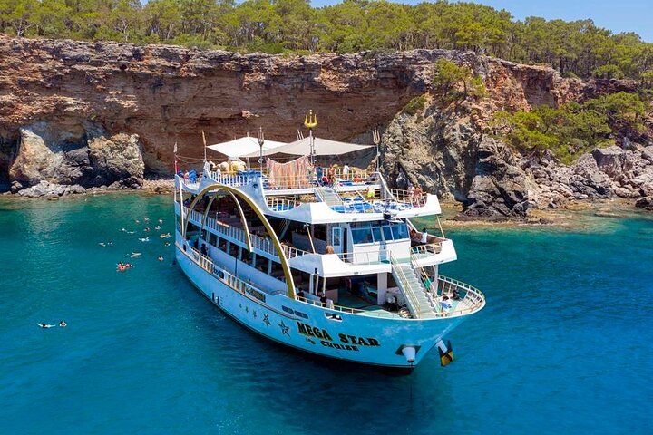 Antalya Mega Star Yacht Tour with Lunch, Foam Party & Transfer
