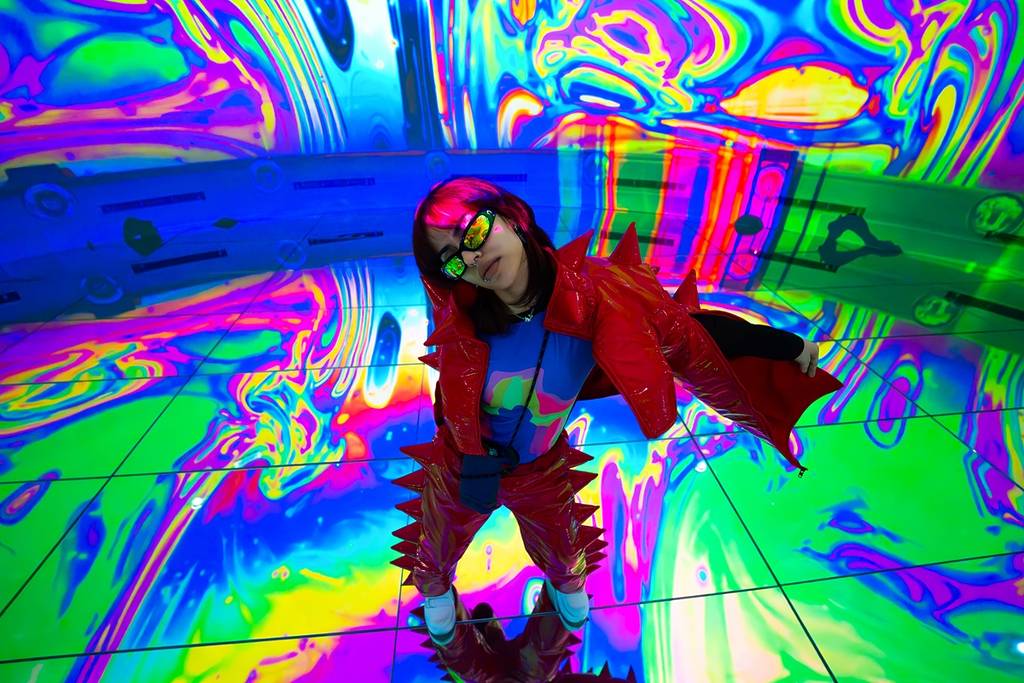 Dubai House of Hype tour & Desert Safari with BBQ Dinner