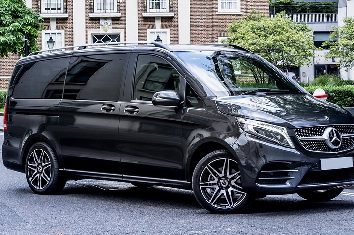 Departure Private Transfer: Milan to Malpensa Airport MXP in Luxury Van