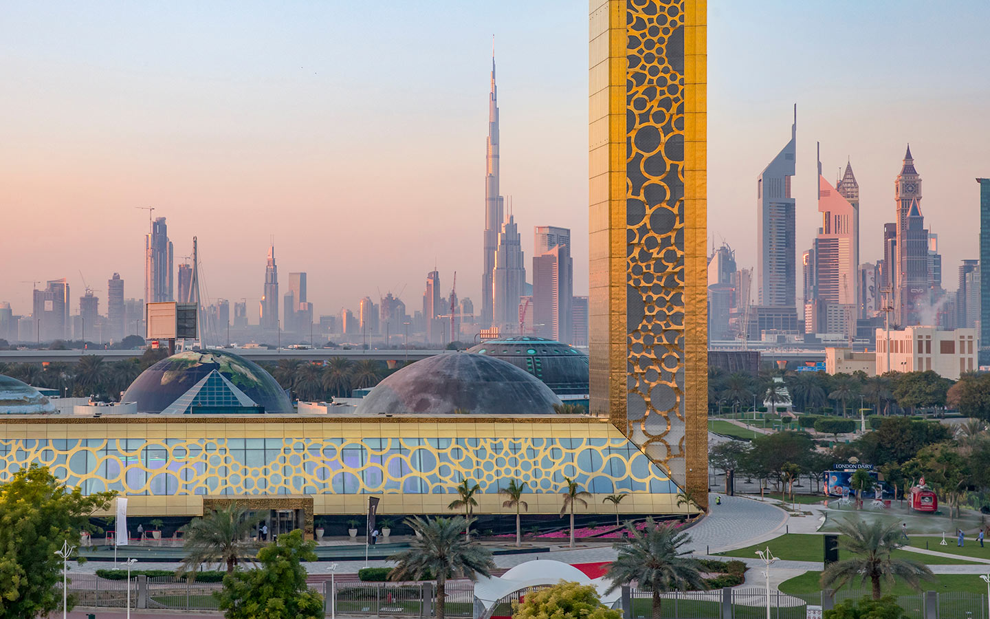 Book Dubai Frame Tickets with Hotel Transfer Now