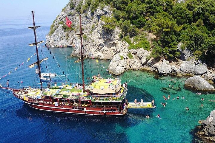 Kusadasi Boat trip with Lunch & Roundtrip Transfer