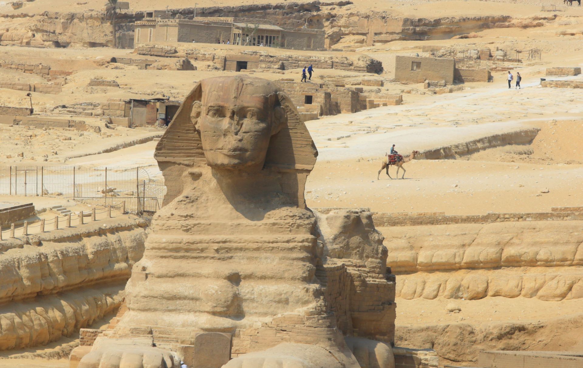 Cairo Gems: Pyramids, Sphinx and The Grand Egyptian Museum from Hurghada