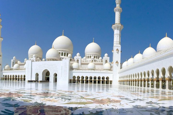 Abu Dhabi city tour with Grand Mosque visit & Ferrari World Theme park