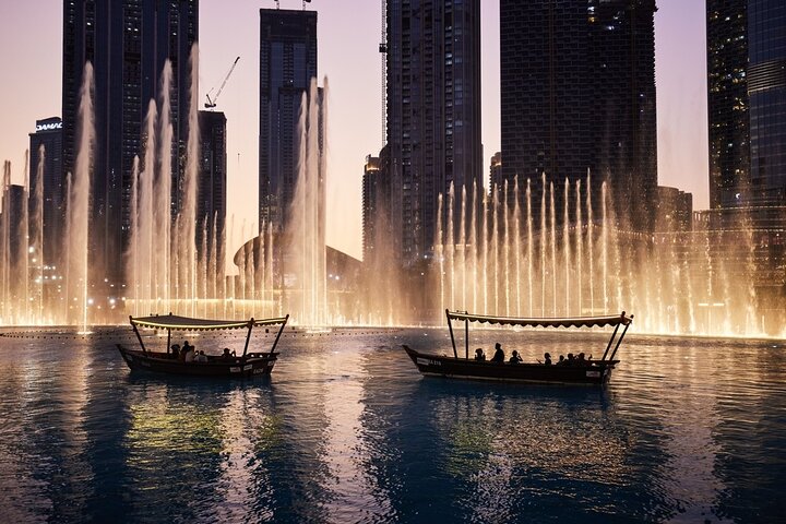 Dubai Mall shopping, Burj Khalifa 124/125th floor visit & Musical Fountain Show with Lake Ride tour with Private Transfers
