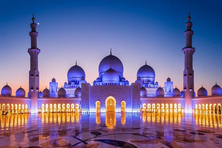 Abu Dhabi city tour with Grand Mosque and Louvre museum Visit