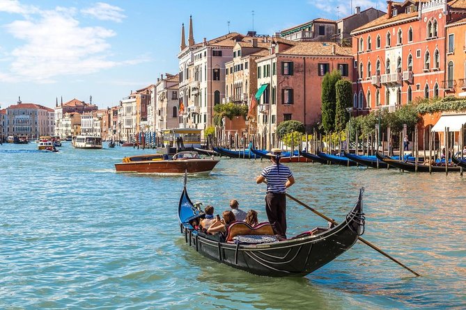 Gondola Ride & Venice walking tour