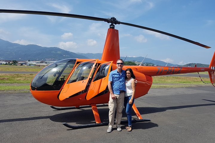 Private Helicopter Tour Over Rain Forest & Beaches 1 hour flight