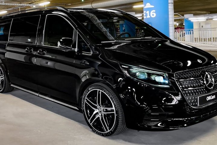 Airport Transfer: Malpensa Airport MXP to Milan by Luxury Van