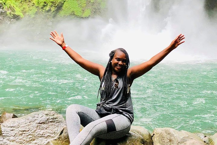 La Fortuna Waterfall & Baldi Hot Springs Private Tour