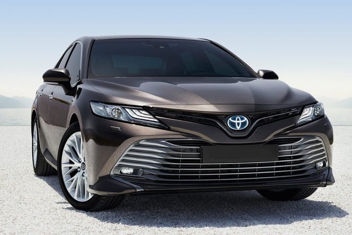 Departure Transfer: Kobe to Kobe Airport UKB by Business Car