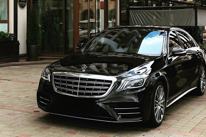 Departure Transfer: Palma to Mallorca Airport PMI by Luxury Car