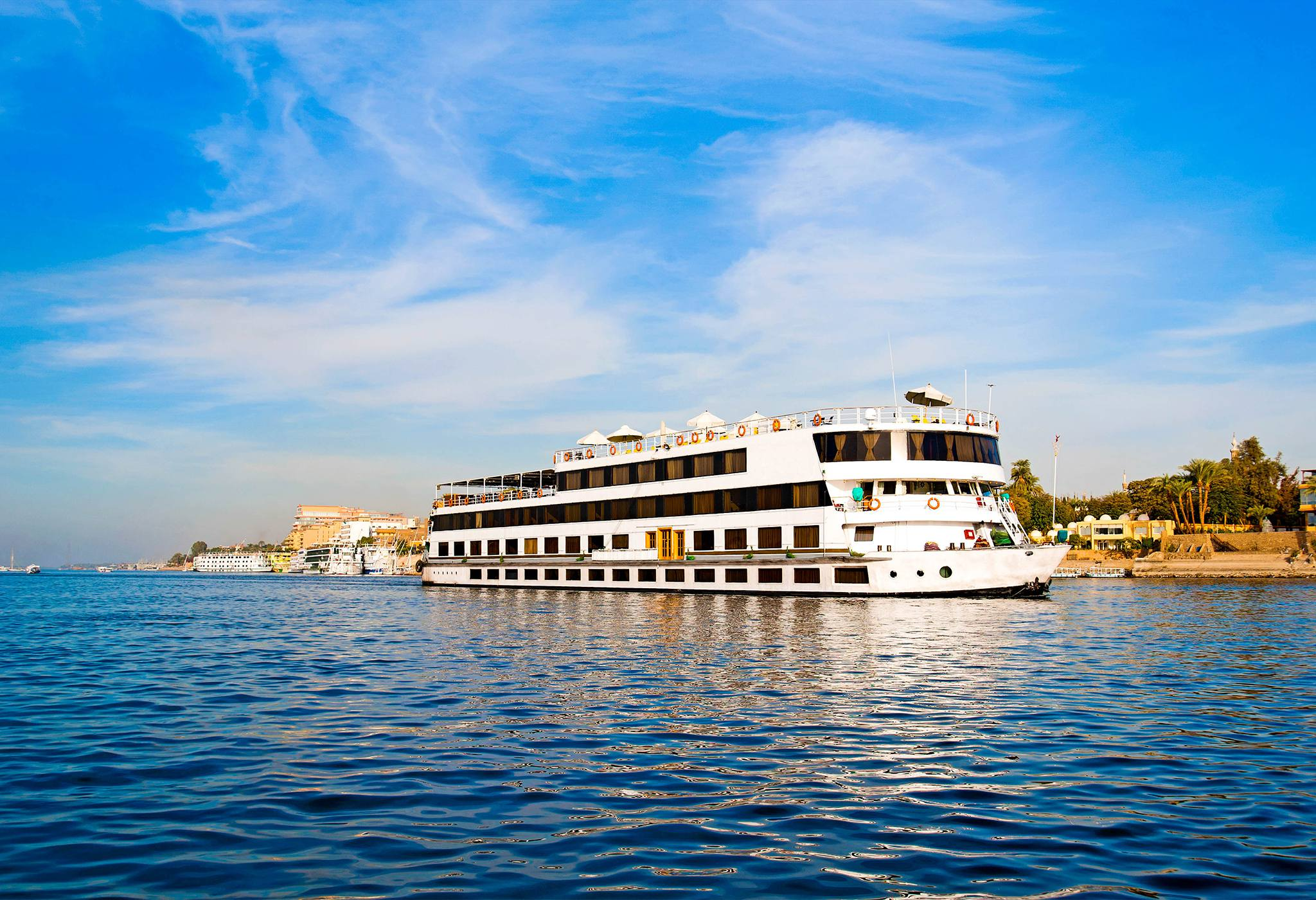 5 Days Nile cruise from Makadi.