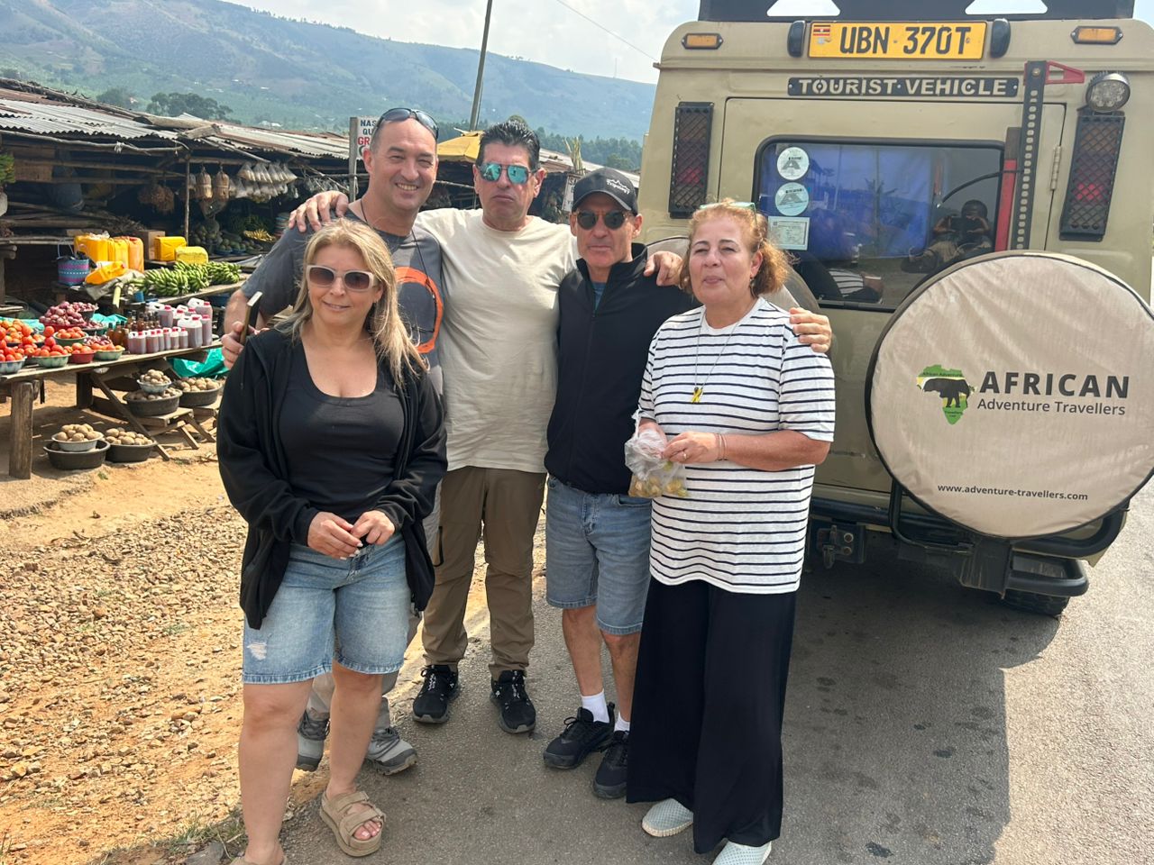 3 Days Gorilla Tracking & Lake Bunyonyi Safari