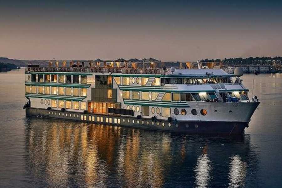 4 Days Nile cruise from Cairo.