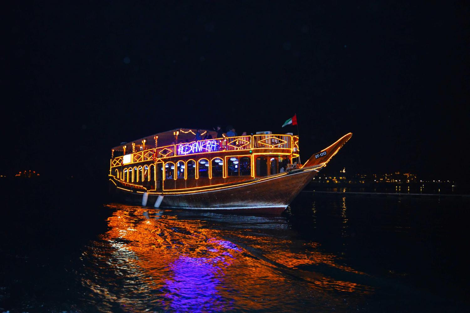 Dubai Dhow Cruise Dinner