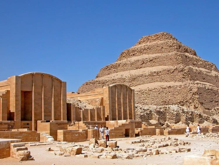 Trip to giza pyramids,sakkara and Dahshour from Port Said.