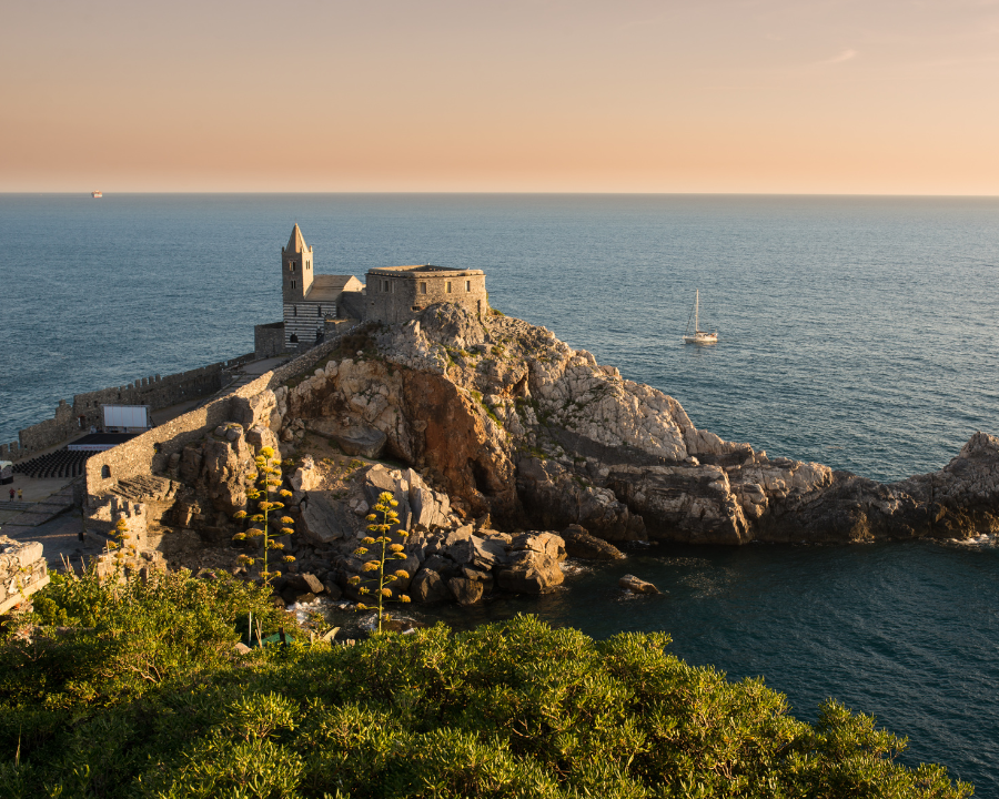 Private Full Day Tour to Portovenere & Cinque Terre