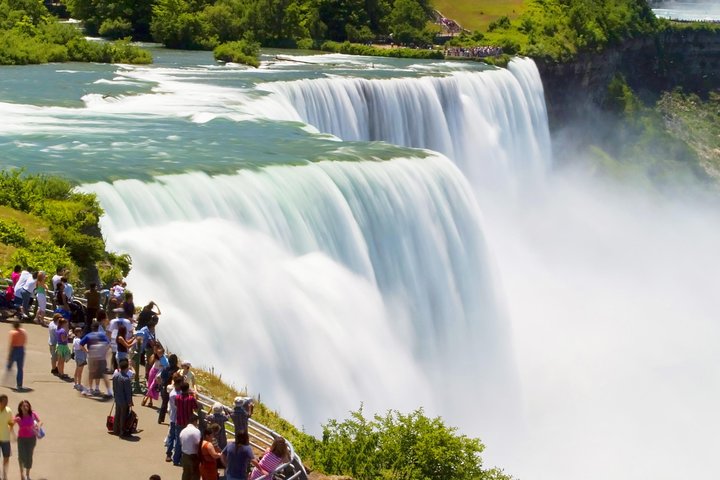 Private Tour- Niagara Falls Day Trip from New York City