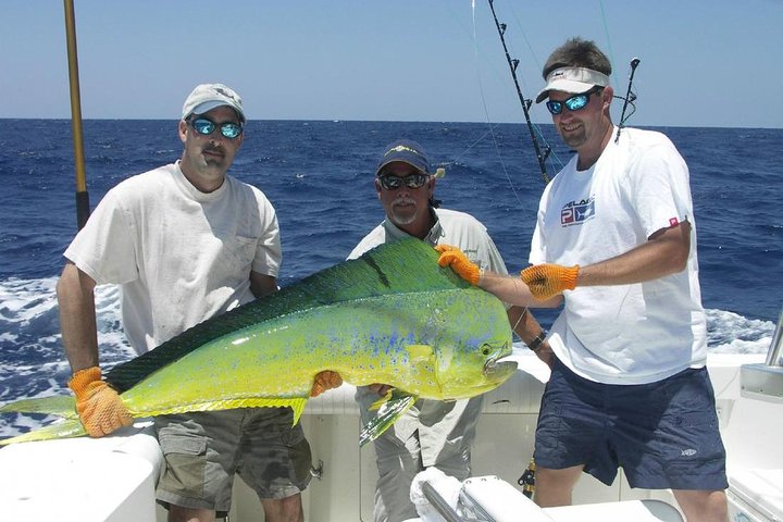 Half Day Sport Fishing. Private Tour from San Jose
