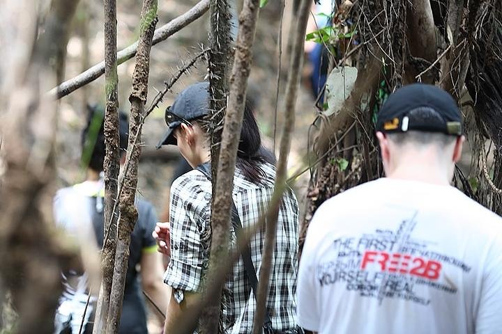 Good Morning Amazon – 1 Night at the Jungle