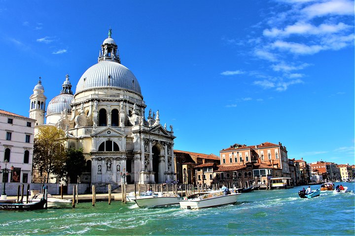 Venice: St. Mark’s Basilica, Doge’s Palace & Gondola Tour