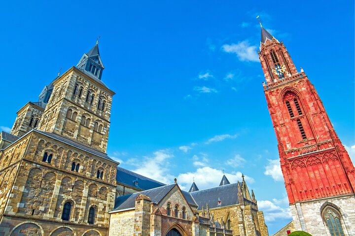 Maastricht Scavenger Hunt and Highlights Self Guided Audio Tour