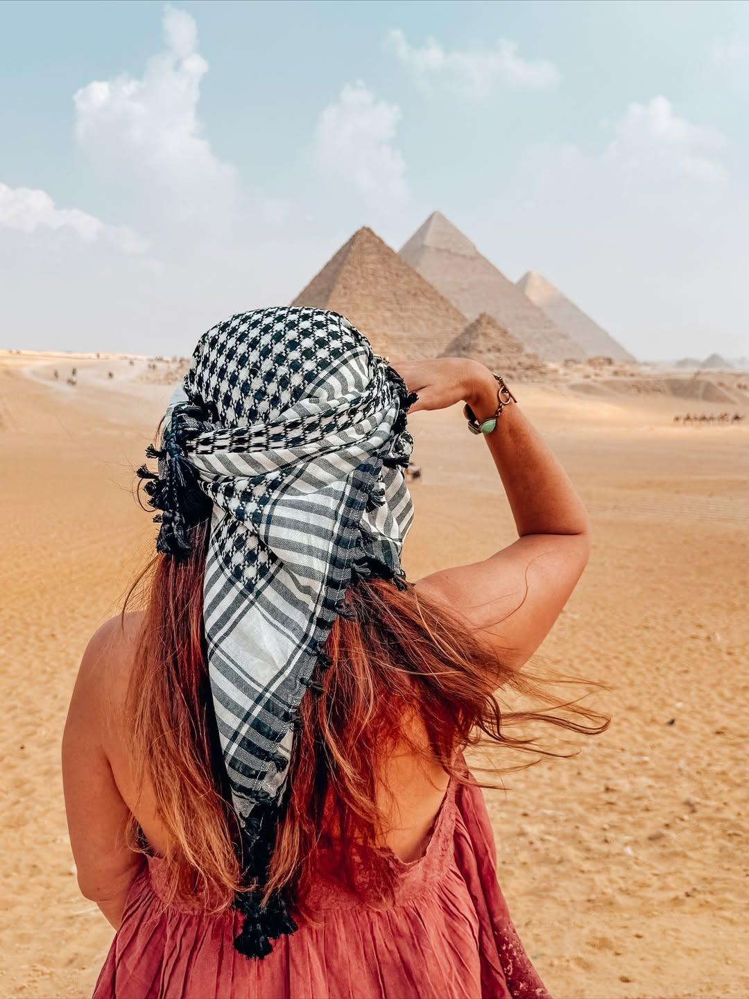 Discover the Mysteries of Egypt – Private Full Day Guided Tour to Giza Pyramids, Sphinx, Camel Ride & Nile Dinner Cruise